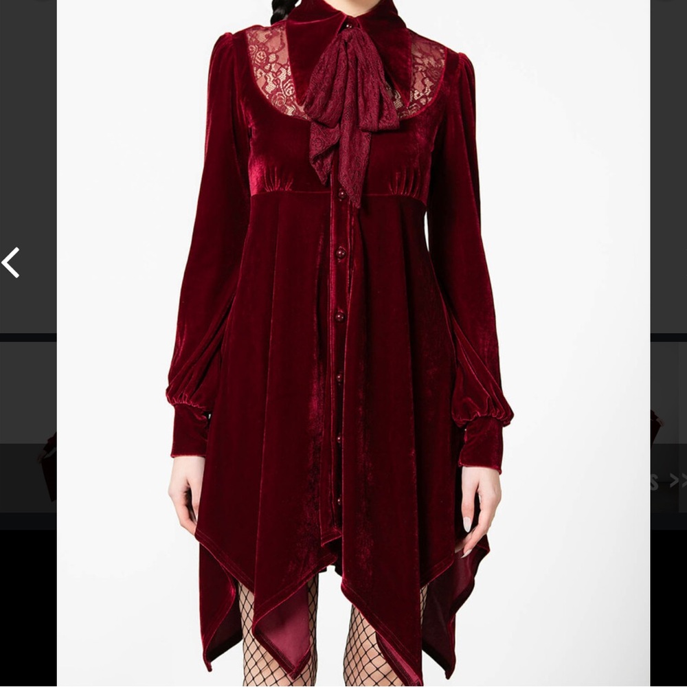 Nymyra Velvet Cameo burgundy, Dress Killstar Medium